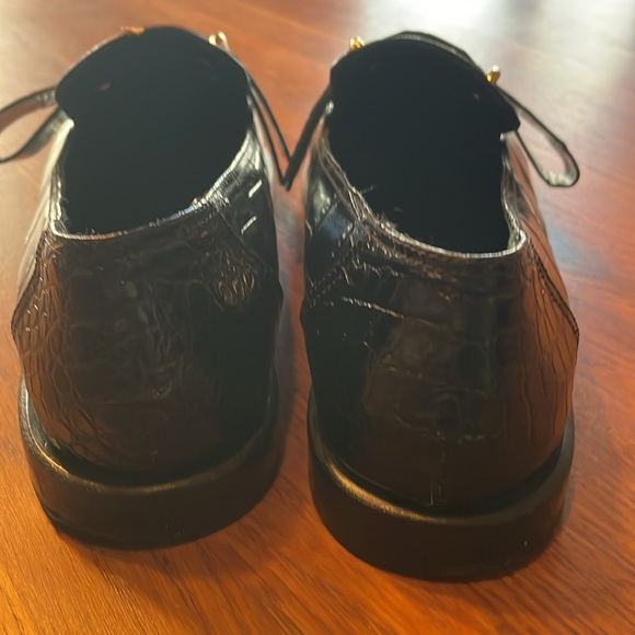 TIBI Norris croc embossed leather Blk loafer with removable strap. - Picture 2 of 6